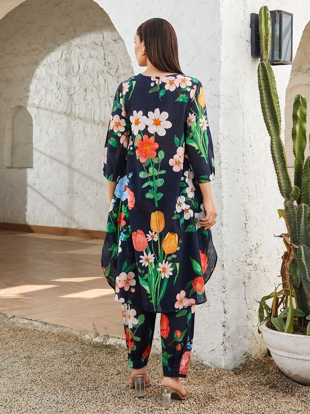 Mastani Printed Cotton Slub Kurta with Pants
