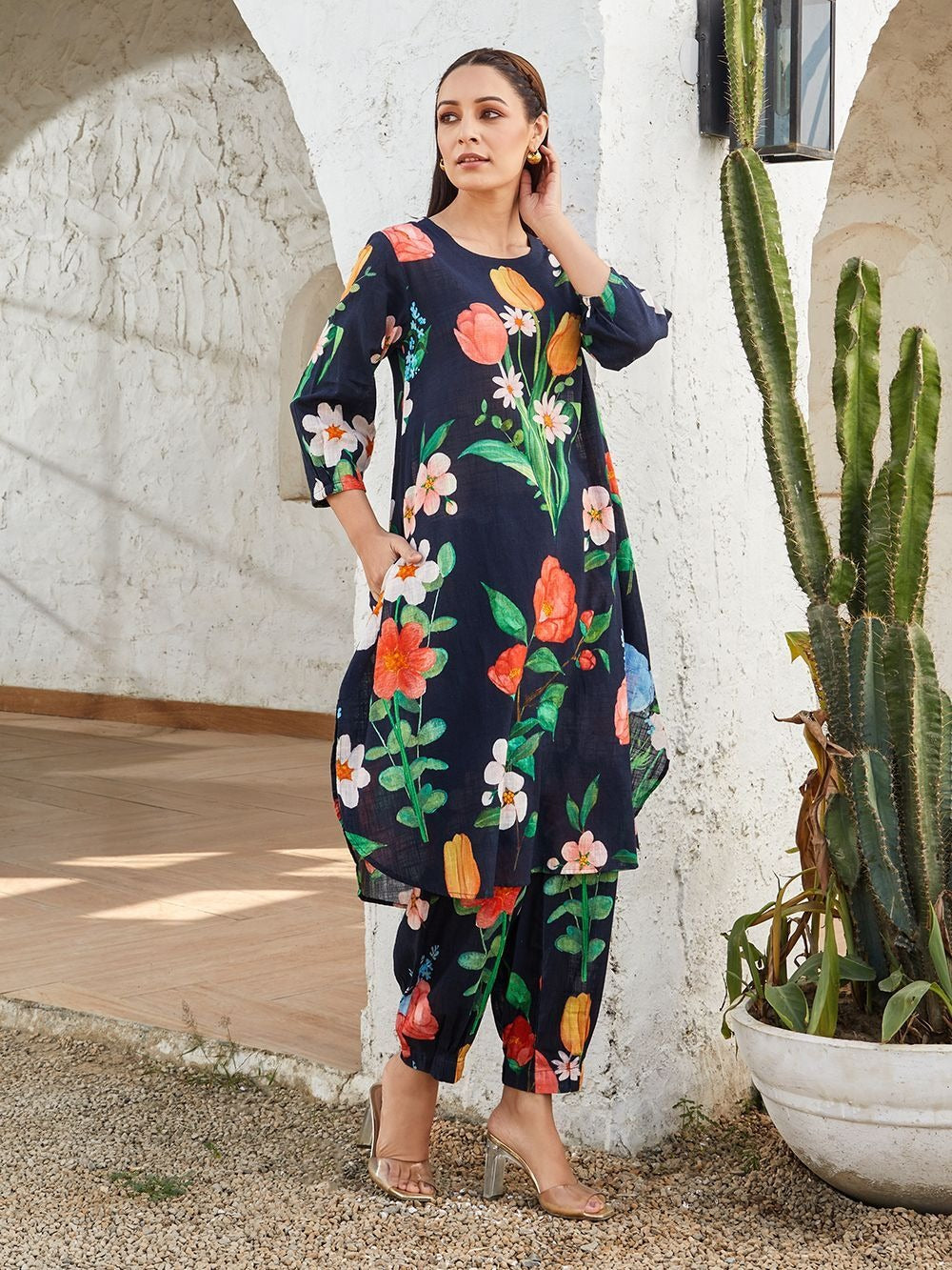 Mastani Printed Cotton Slub Kurta with Pants